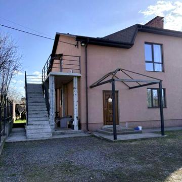 Оренда квартири в таунхаусі 70квМ. 2 кімнати. Білогородка. приватний сектор. центр.