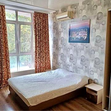 СДАМ Евротрешку ЖК Стикон Французскиц Бульвар 1 этаж ЕВРО