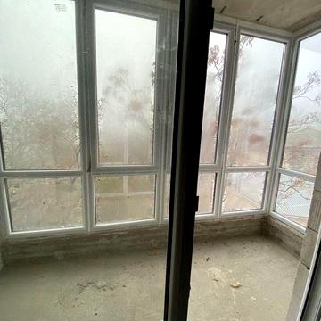 1-ком, кв-ра в ЖК "Акварель-7" Сданный малоэтажный дом на Слободке! Закрытая территория, 4 этаж! ЖК "Акварель 7"