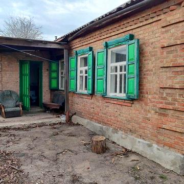 Продам цегляний будинок в м. Олександрія