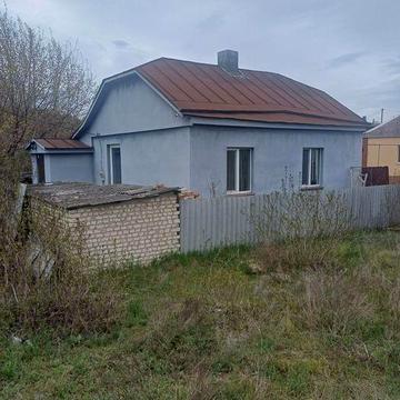 Продам житловий будинок в м. Мерефа