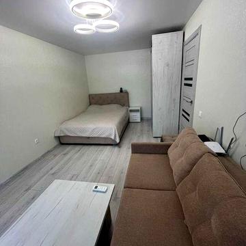 Продаж 1к квартири на Ближньому Замості