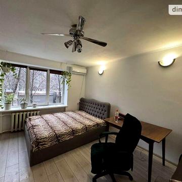 Довгострокова оренда 2к Квартира Євгена Патона вулиця