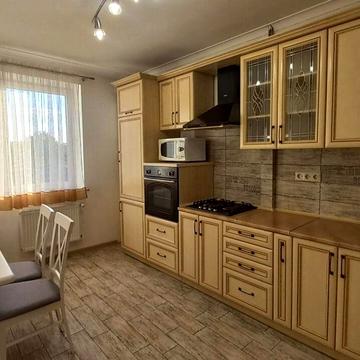 ЦЕНТР 2 кімнатна 4 поверх автономне опалення гардероб кондиціонер