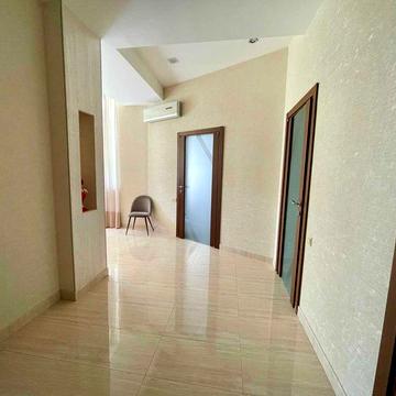 2-комнатная 116 м² на Французском бульваре | кирпичный дом | ремонт | парковка