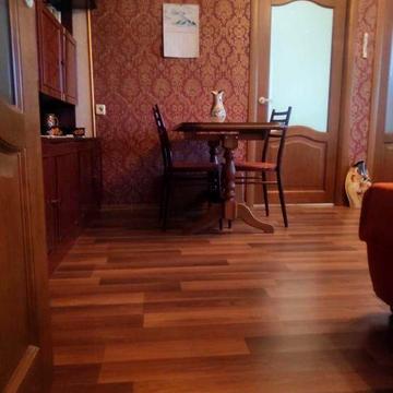 Продається 4-х кімнатна квартира на Ціолковського