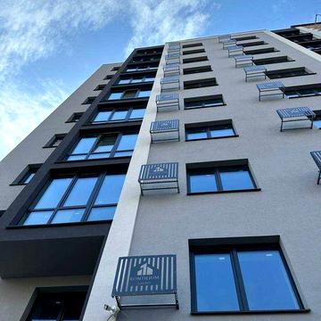 Готова 1к квартира, поблизу міського озера та парку