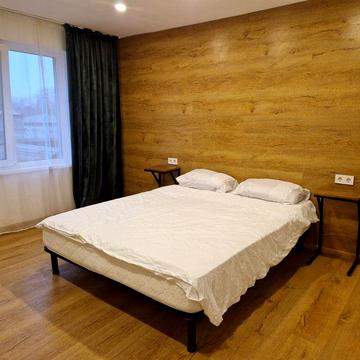 Двоповерхова квартира в приватному будинку.600 метрів метро Осокорки