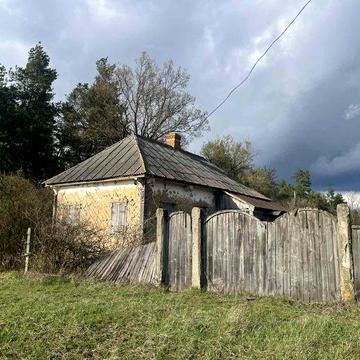 Продам дім в с.Бишкінь