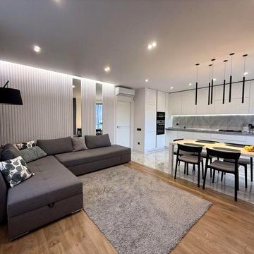 Продаж двокімнатної квартири на Щасливому ЖК На Щасливому