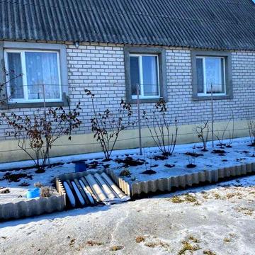 Продаж будинку в мальовничому місці серед соснового лісу