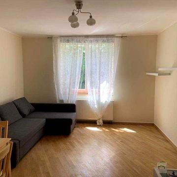 Оренда 2-к квартири на вул. Академіка Крипякевича