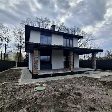 Продаж 4к Дім Нова вулиця