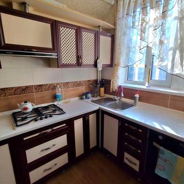 Продам двухкімнатну квартиру