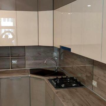 Оренда 1 кімнатної  46м на Угорській від  власника