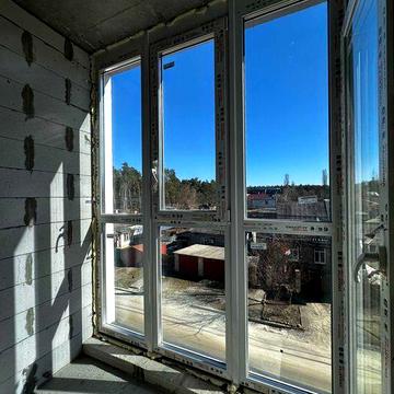 Продаж 2к квартири в Києві метро Бориспільська