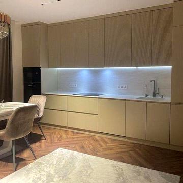 Продаж 2-к квартири в новобудові з ремонтом ЖК «West Towers»