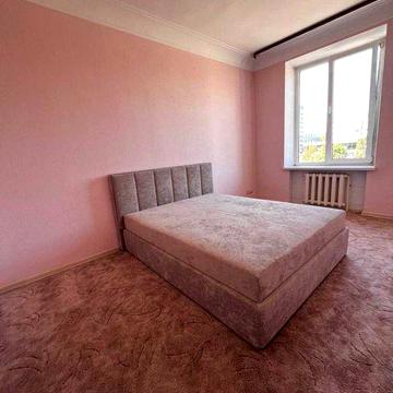 Продаж 3-х  квартири.