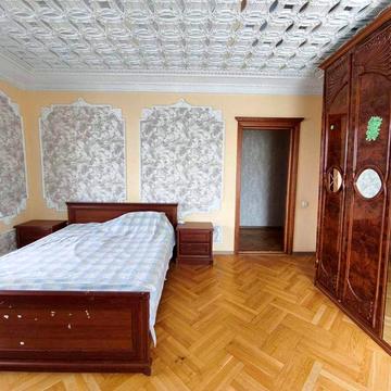 Сдам трёхкомнатную кваритуру Небесна Сотня, 79а