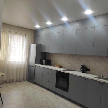 Вперше здається 1 кім квартира на Сахарова,