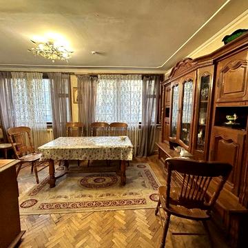 Сдам квартиру долгосрочно на Космонавтов в Одессе