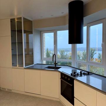 Продам квартиру з ремонтом та меблями  в новобудові з виглядом на Дніпро