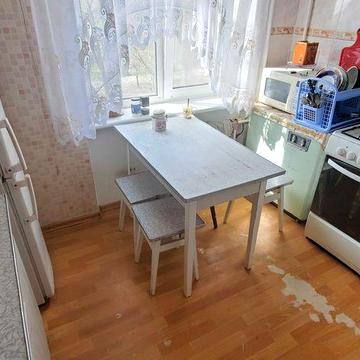 сдам 2комн квартиру ул Сытова 17