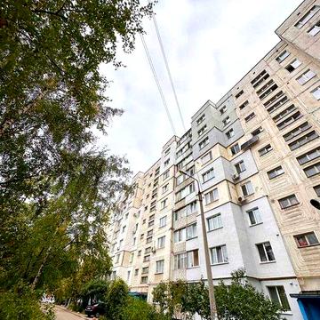 Продаж 2-кімнатної квартири пр. Лушпи (навпроти ТЦ Лавина)