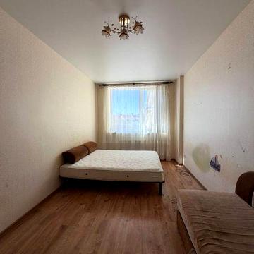 Продам 1 кімнатну квартиру ЖК 7 небо