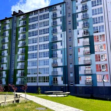 Велика 80м² 2к квартира в спальному районі з кухнею-студією 20+ м², з котлом, підігрівом підлоги, розведеною електрикою готова до чистового ремонту
