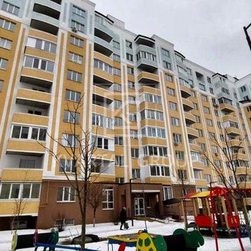 Простора дворівнева квартира у новому ЖК! ГАЗ.опалення! Велика квартира за невеликі гроші!