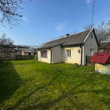 Продаж будинку в с. Полоничі