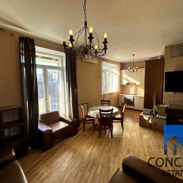 Сдам просторную 2к сталинку в нагорном районе. Героев Крут Яворницкого