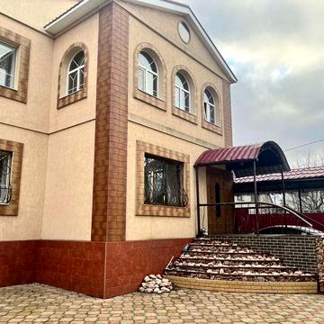 Сдам дом для семьи, организации