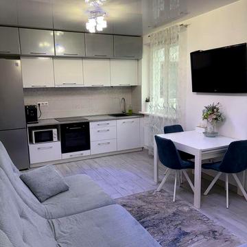 Продам від ВЛАСНИКА 3-х кімнатну квартиру ЖК Миру-1