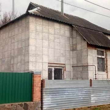 Продам окремий житловий будинок в м. Полтава