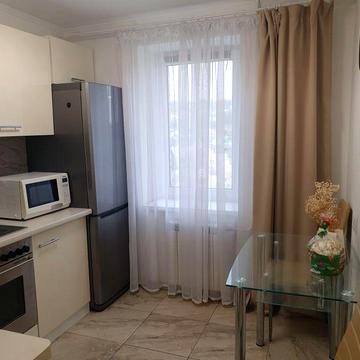 ВІД ВЛАСНИКА. Оренда 1 кімнатної квартири на Варшавській 68