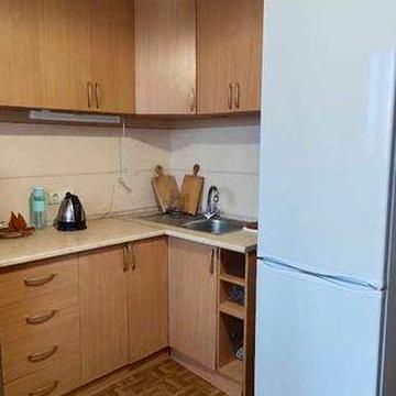 Метро Осокорки, Позняки. ТРЦ River Mall. вул. Ахматової,43