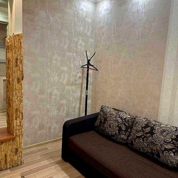 Здам двокімнатну квартиру на вул. Алексєєнко Надії 5