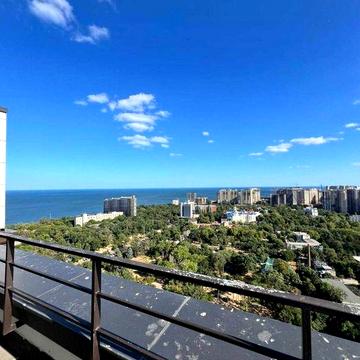 ЖК Олимпийский  пр. Шевченко/Французский б-р. Пентхаус. Терраса 50м2. Квартира около парка с видом на море.