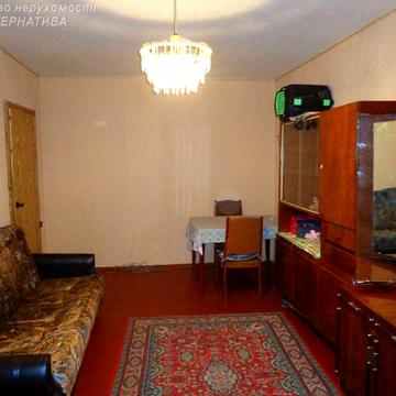 1 кім кв р-н 3 тя міська лкарня. вул І. Мазепи - С. Кішки. Меблі, холодильник