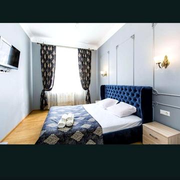 Оренда вул Куліша,  на місяць дві, від власника. Біля Форуму, без комісії.