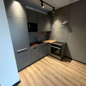 Рднокімнатна квартира з ремонтом! Балкон! Без комісії!