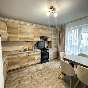 Здається 2к кв. біля ТРЦ Veles Mall