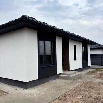 Стильний одноповерховий будинок з газом в Білогородці