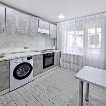 Оренда 1к квартири Сонячна Набережна 14