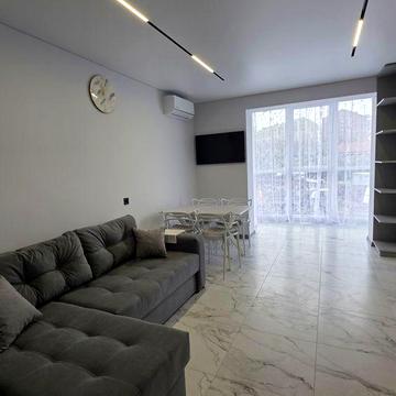 Продаж квартири з дизайнерським ремонтом ЖК Атмосфера