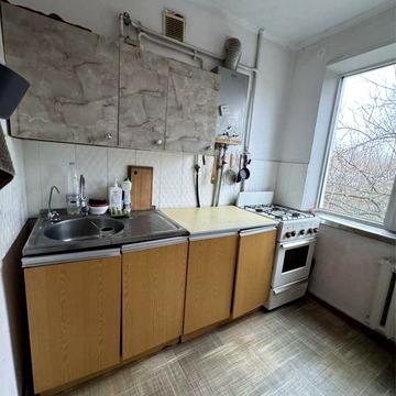 Продам 2х кімн кв Центр