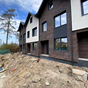 Класний Таунхаус в Ірпені, Предня Окрема Ділянка, поруч школа, магазини, Центральні Комунікації, ГАЗ