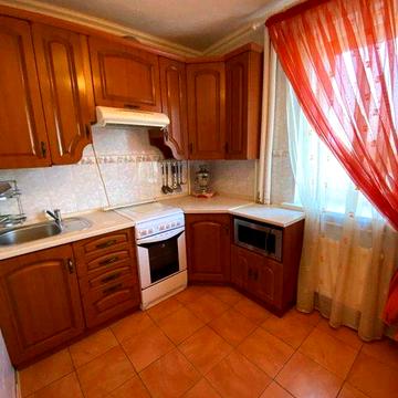 Оренда 2к квартири на Вокзальній з автономним опаленням